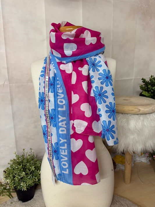 Zwillingsherz Schal „Lovely Day Hearts“ in Mittelbau Pink