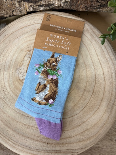 Wrendale Socken "Head Clover Heels"